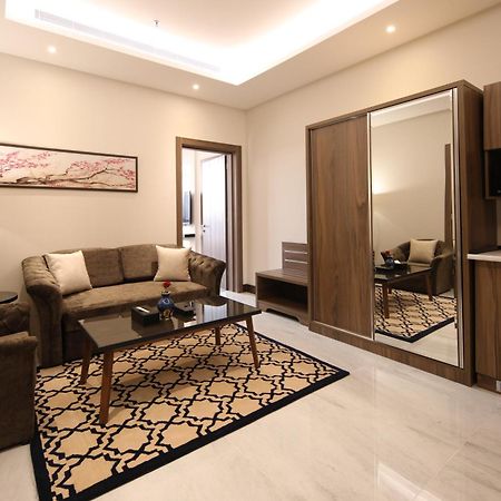 Gladiolus Hotel Jeddah Exterior photo